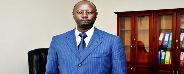 You are currently viewing Cemac : Abbas MahamatTolli prend ses fonctions à la Banque des États de l’Afrique centrale